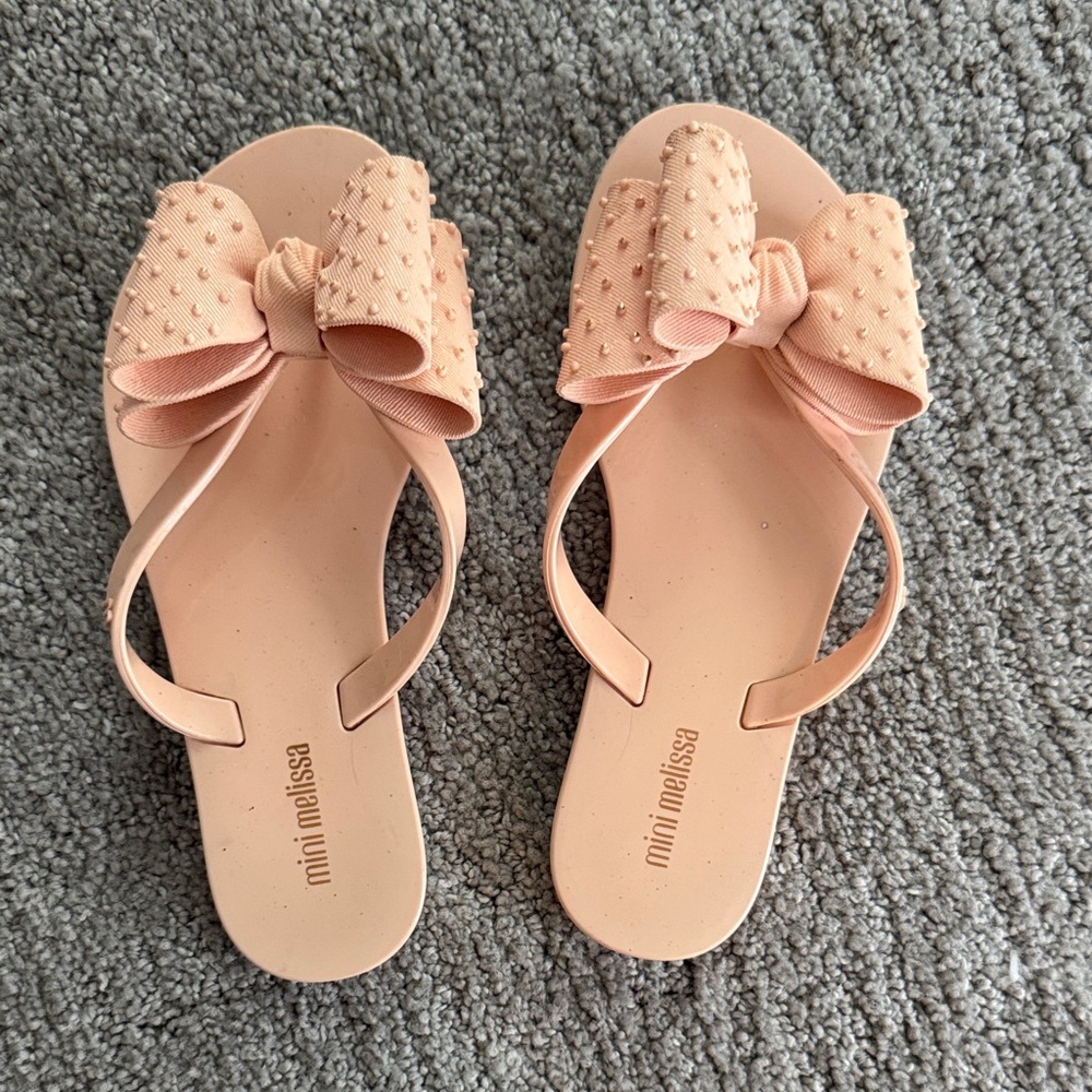 Mini Melissa girls Peach Bow Sandals size 12